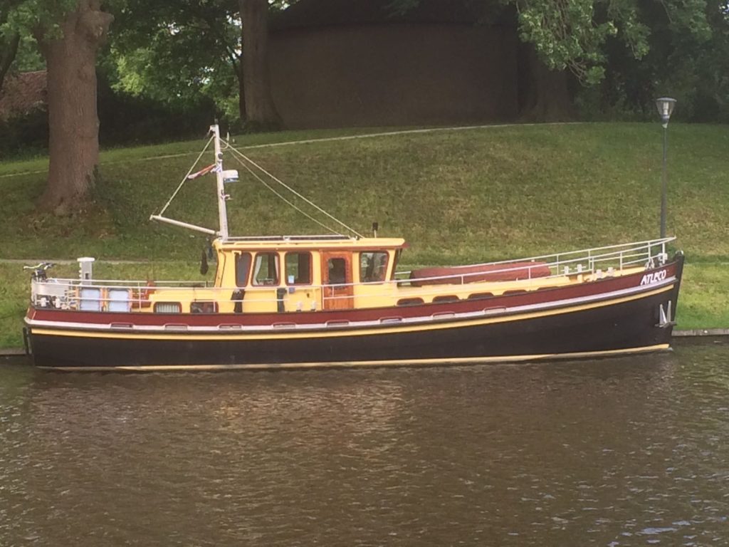 1-Motorjacht-Atleco